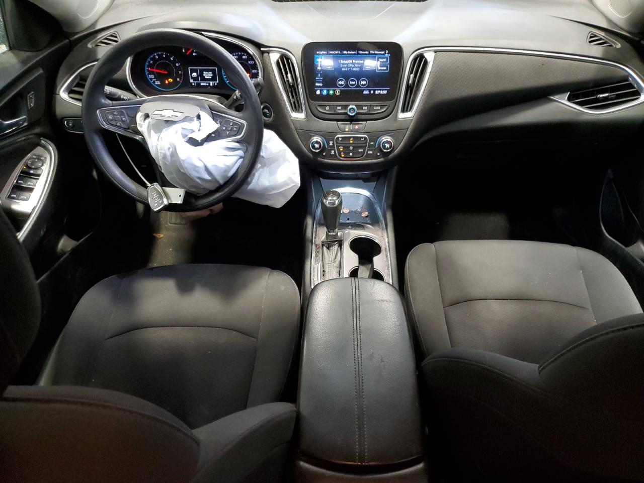 2020 Chevrolet Malibu - Image 8