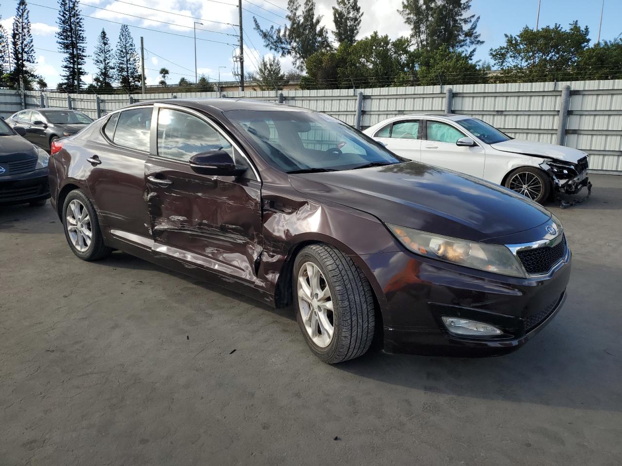 2012 Kia Optima - Image 4