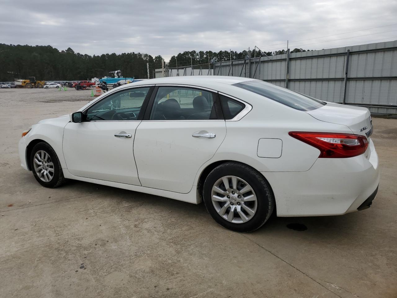 1N4AL3AP3GC172062 NISSAN ALTIMA 2016