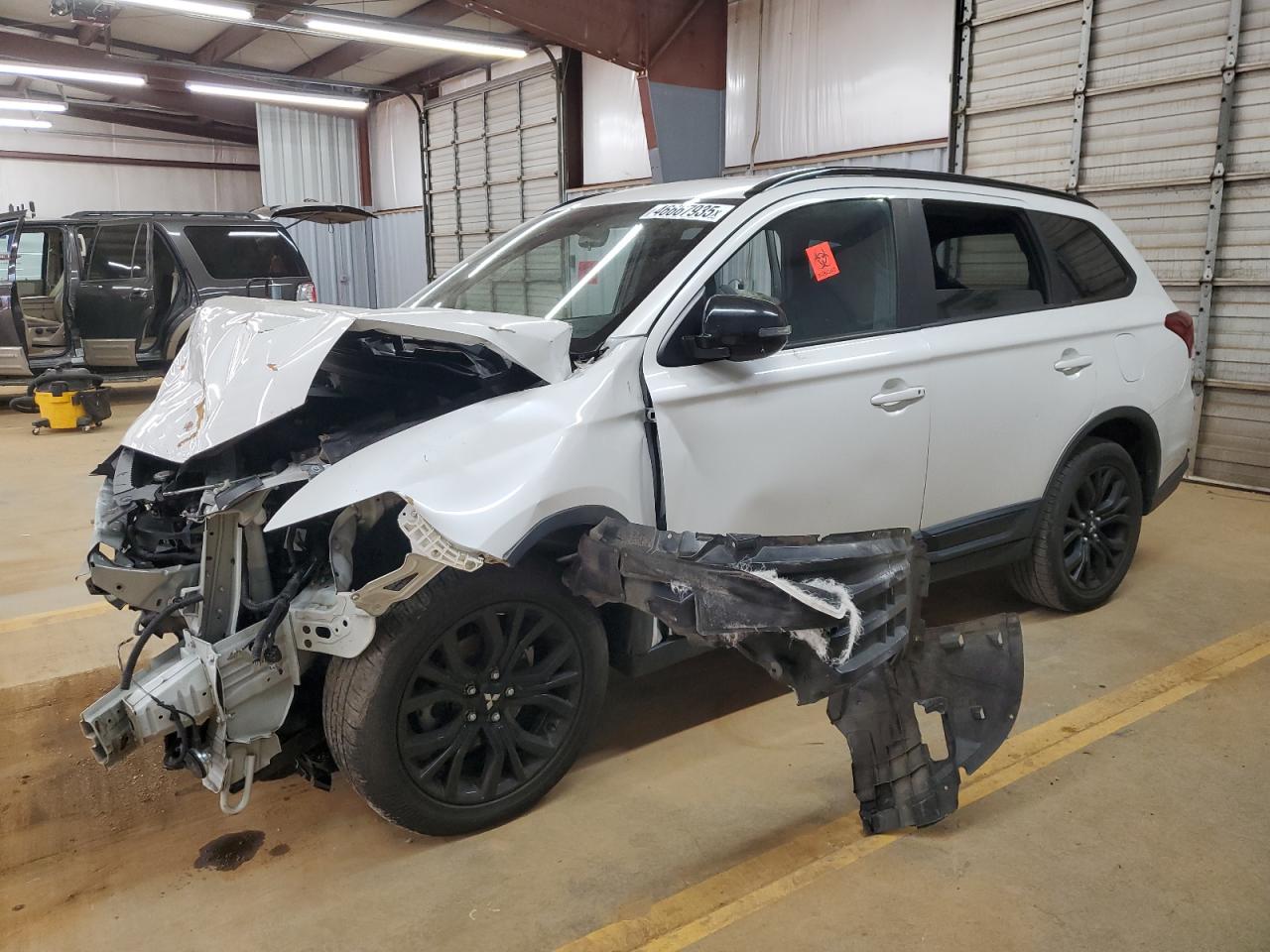 2018 Mitsubishi Outlander - Image 1