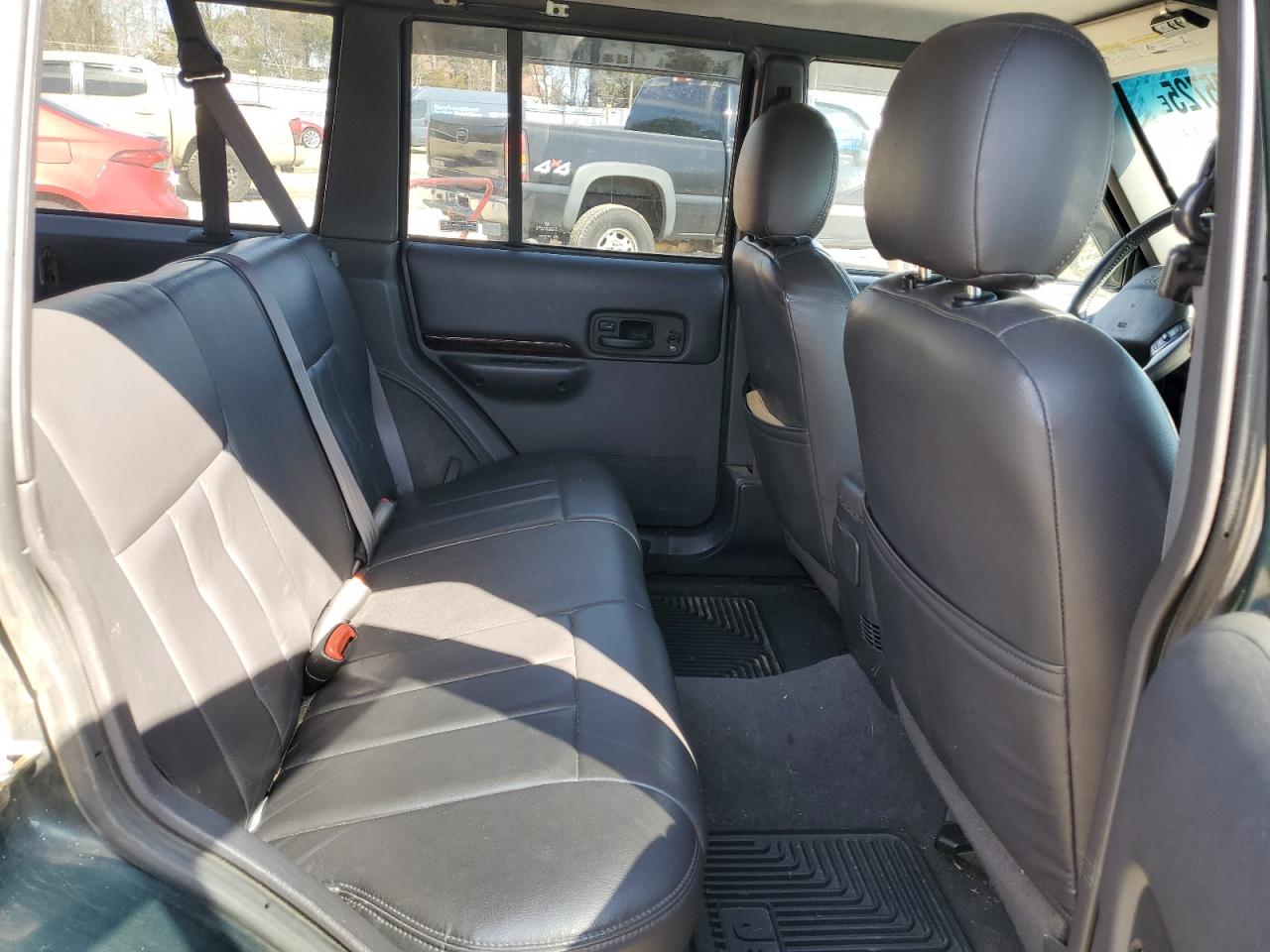 2000 Jeep Grand Cherokee - Image 11