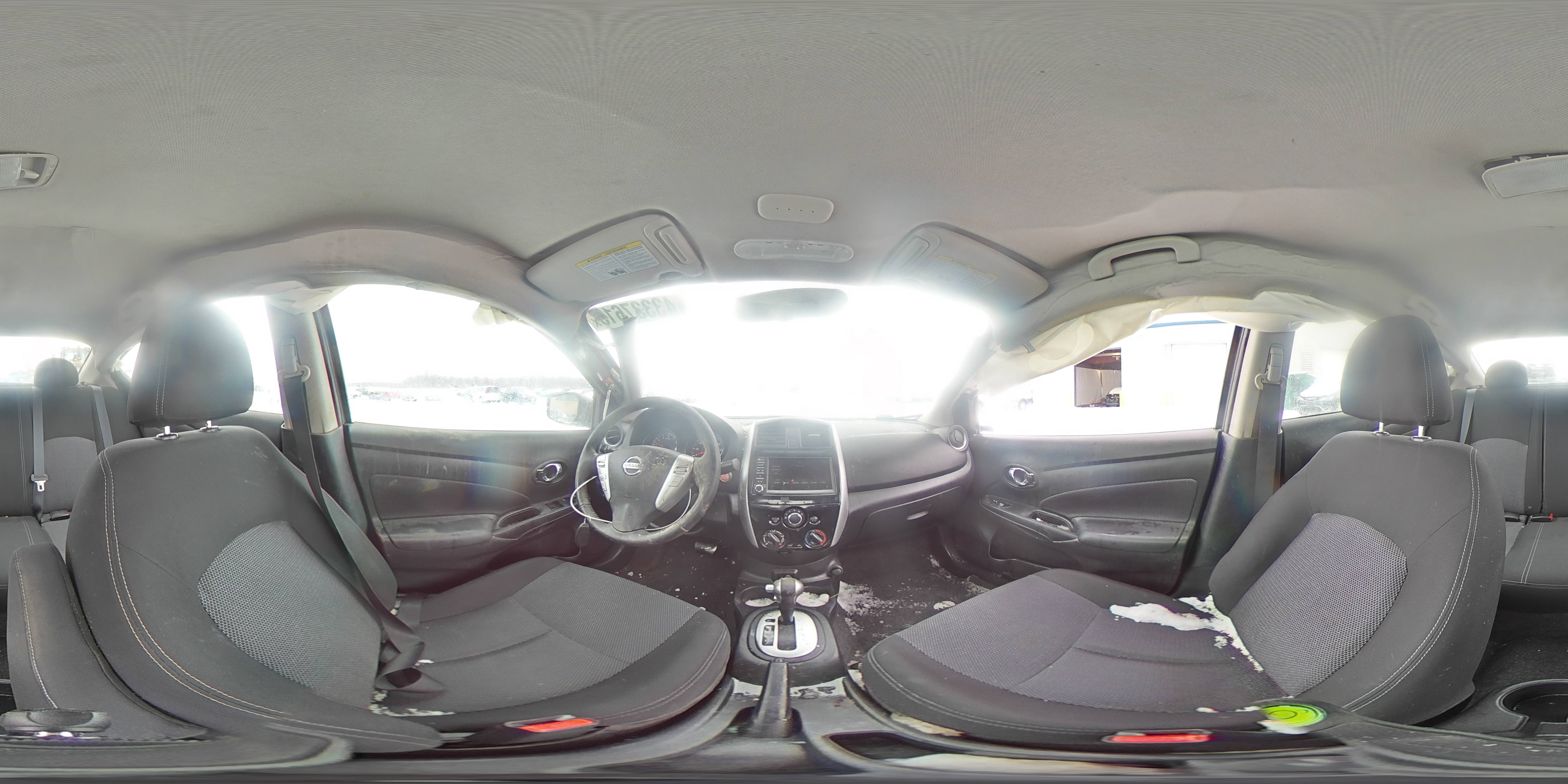 2019 Nissan Versa - Image 13