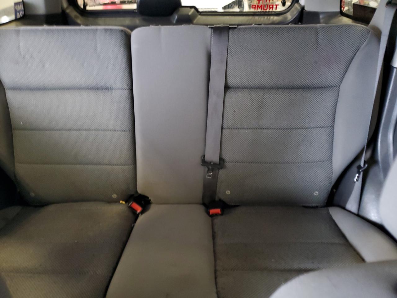 2005 Ford Escape - Image 10