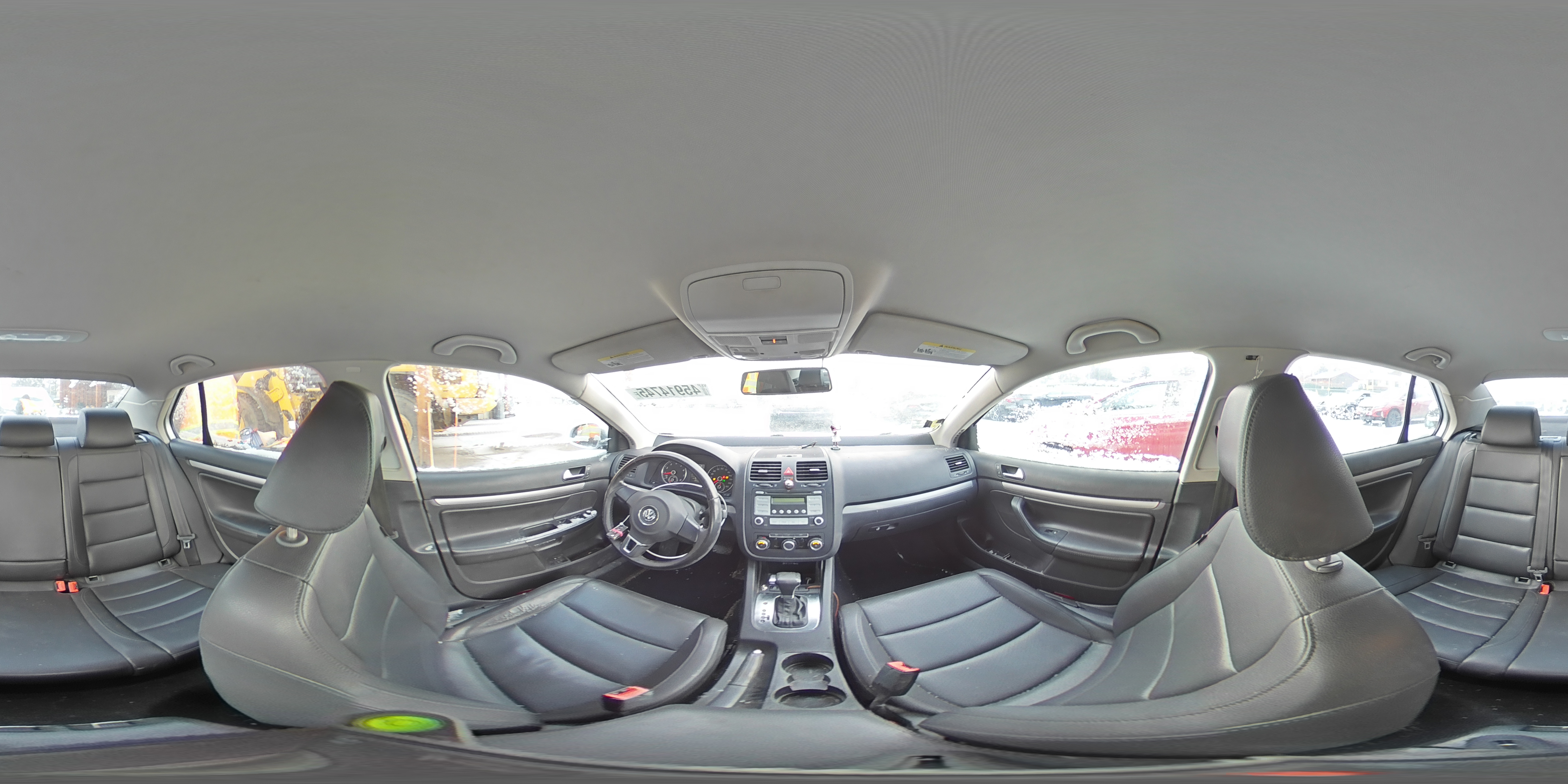 2010 Volkswagen Jetta - Image 13