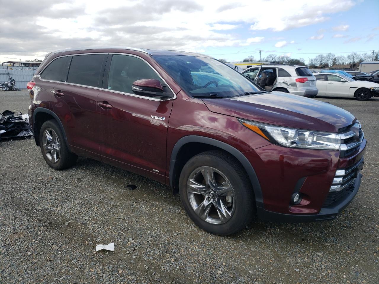 2019 Toyota Highlander - Image 4