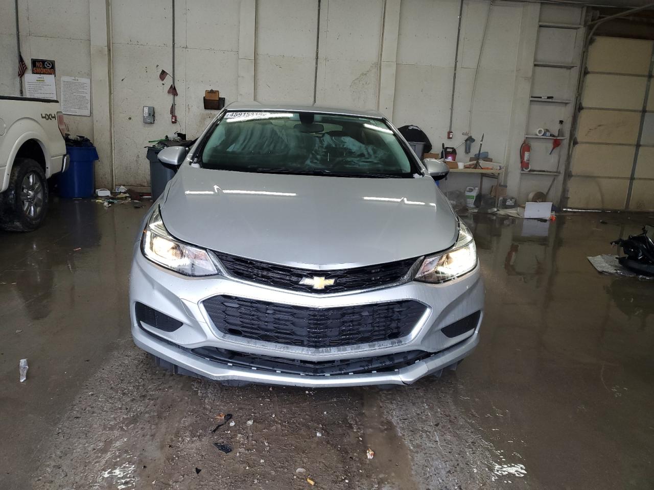 2018 Chevrolet Cruze - Image 5