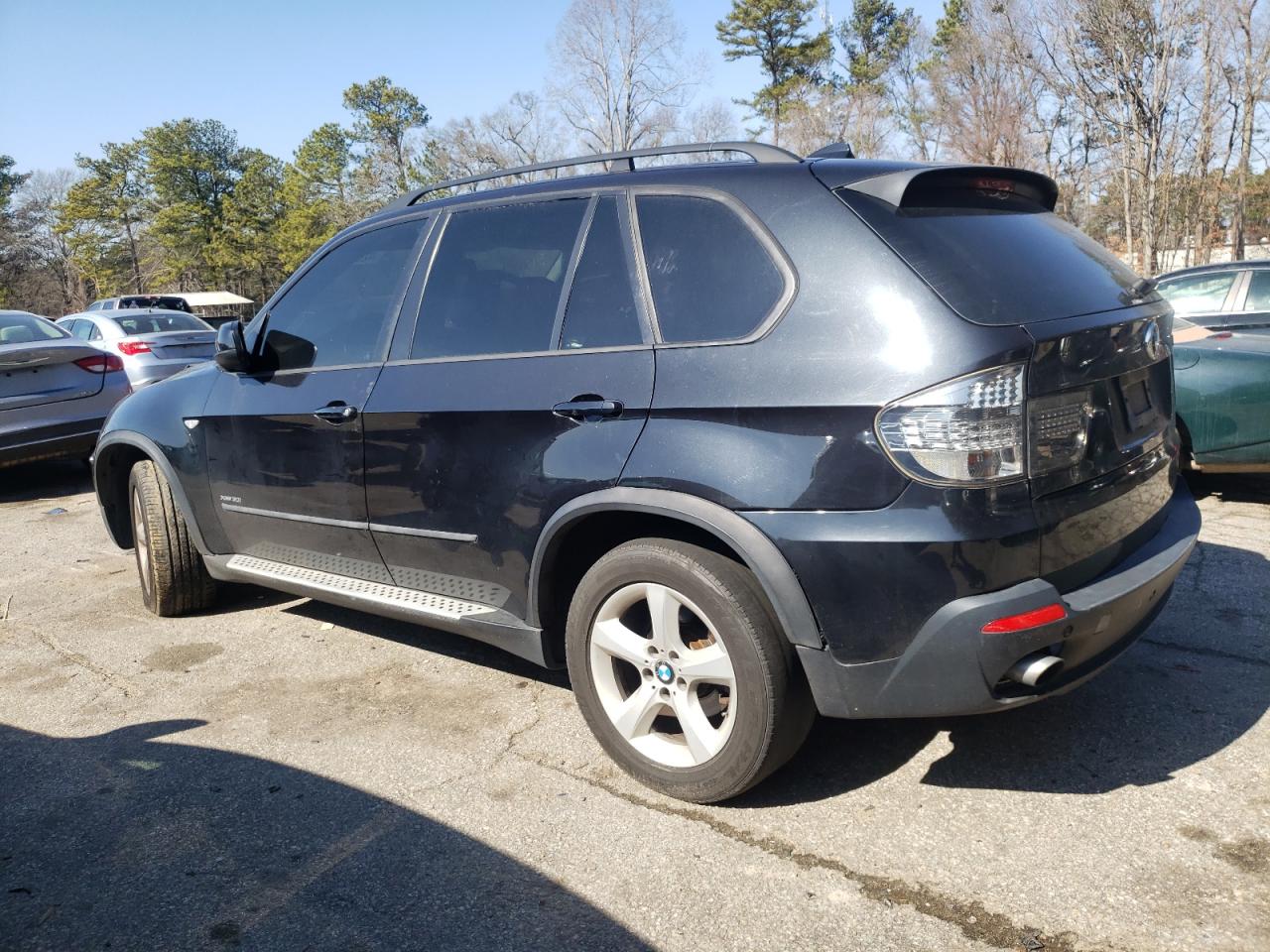 2010 BMW X5 - Image 2