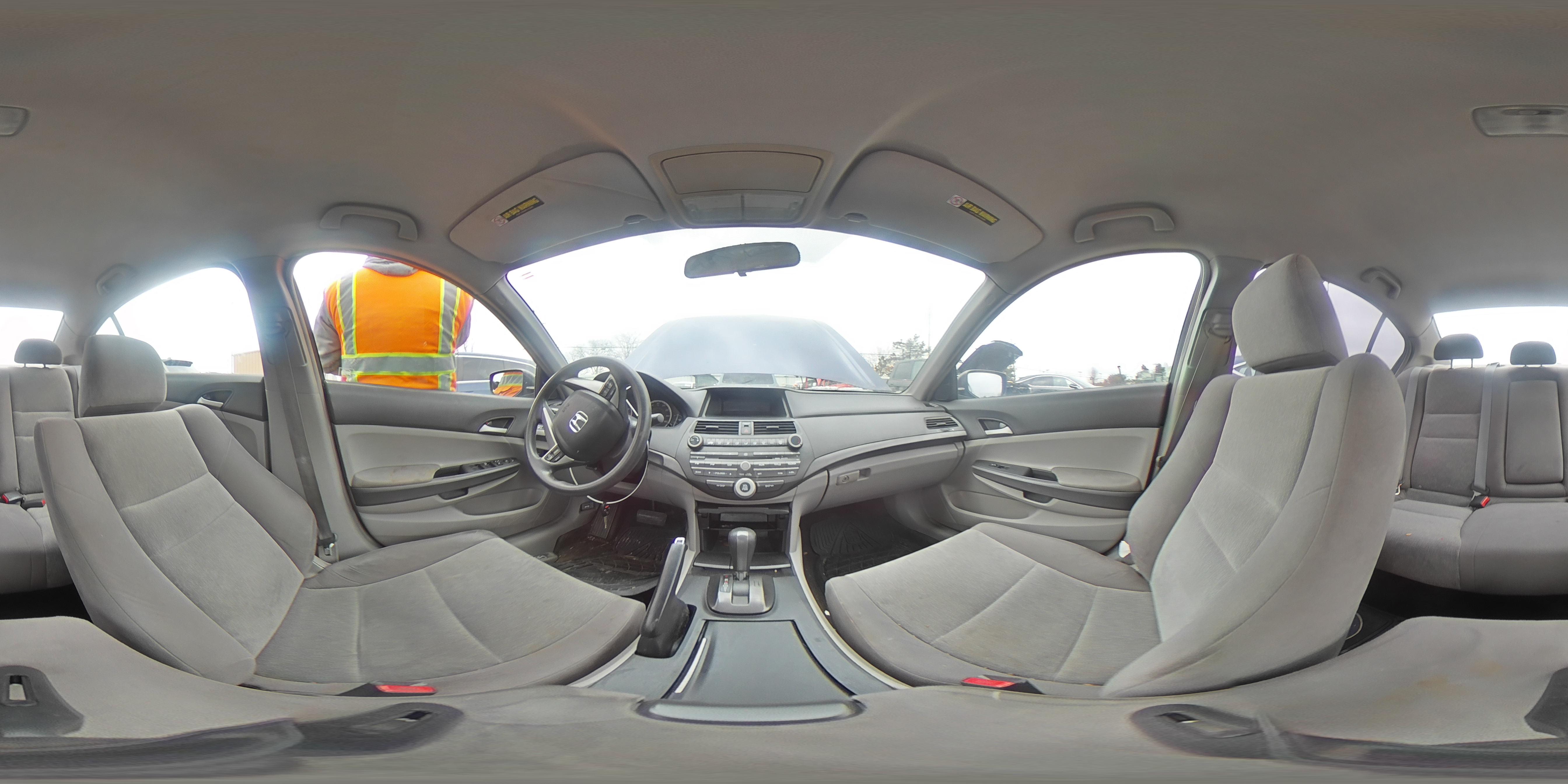 2009 Honda Accord - Image 13