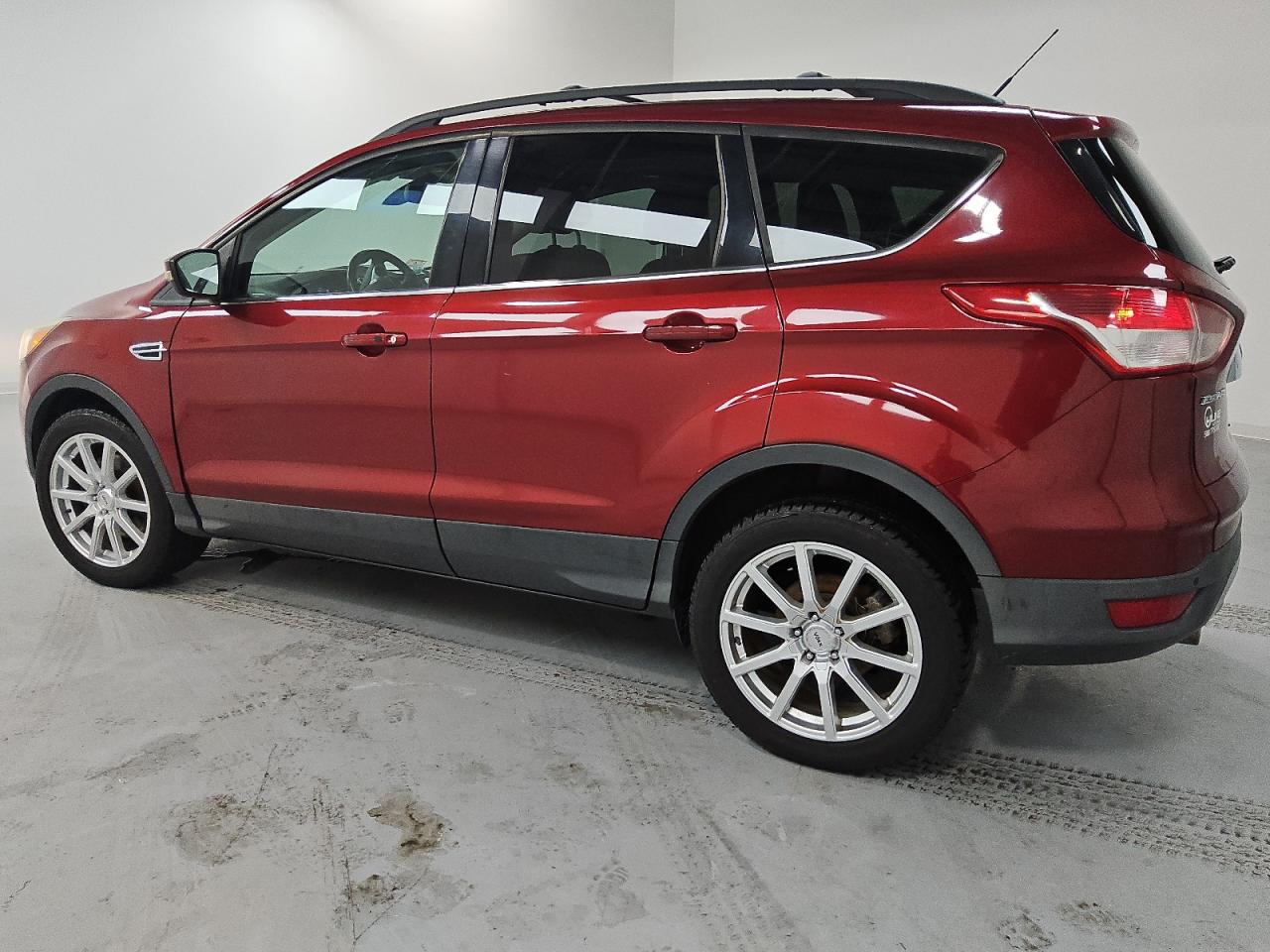 2013 Ford Escape - Image 2