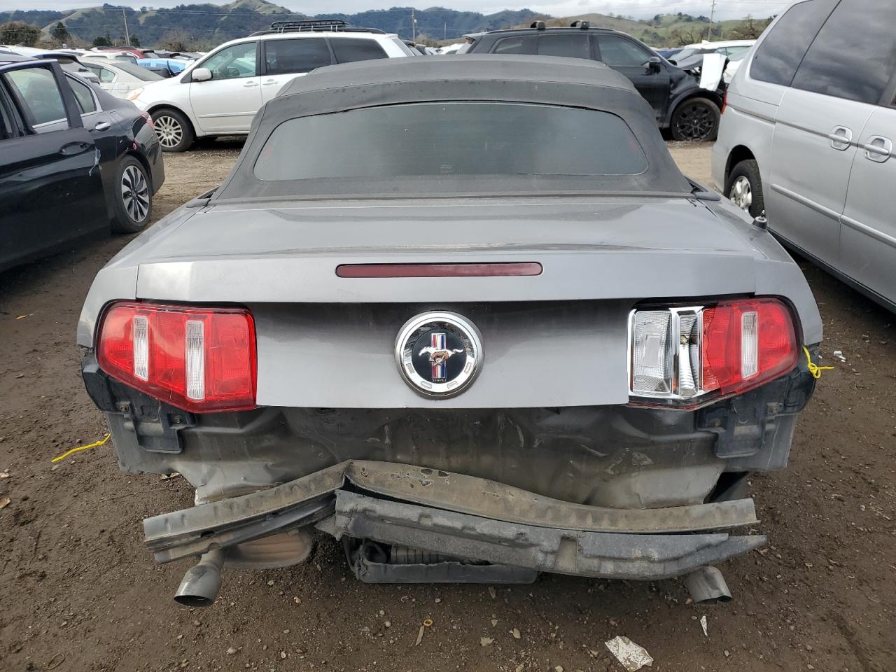 2011 Ford Mustang - Image 6