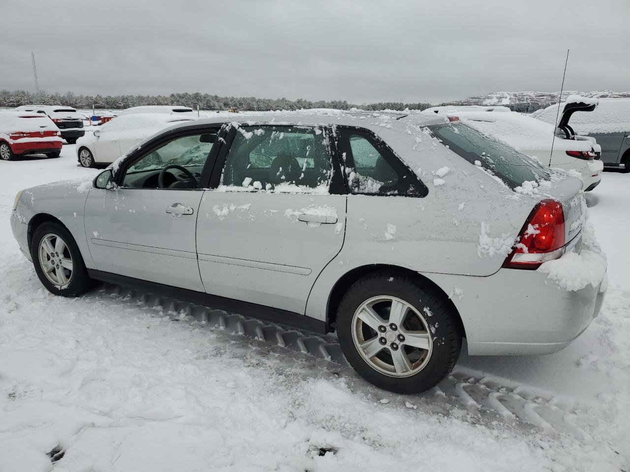 2004 Chevrolet Malibu - Image 2