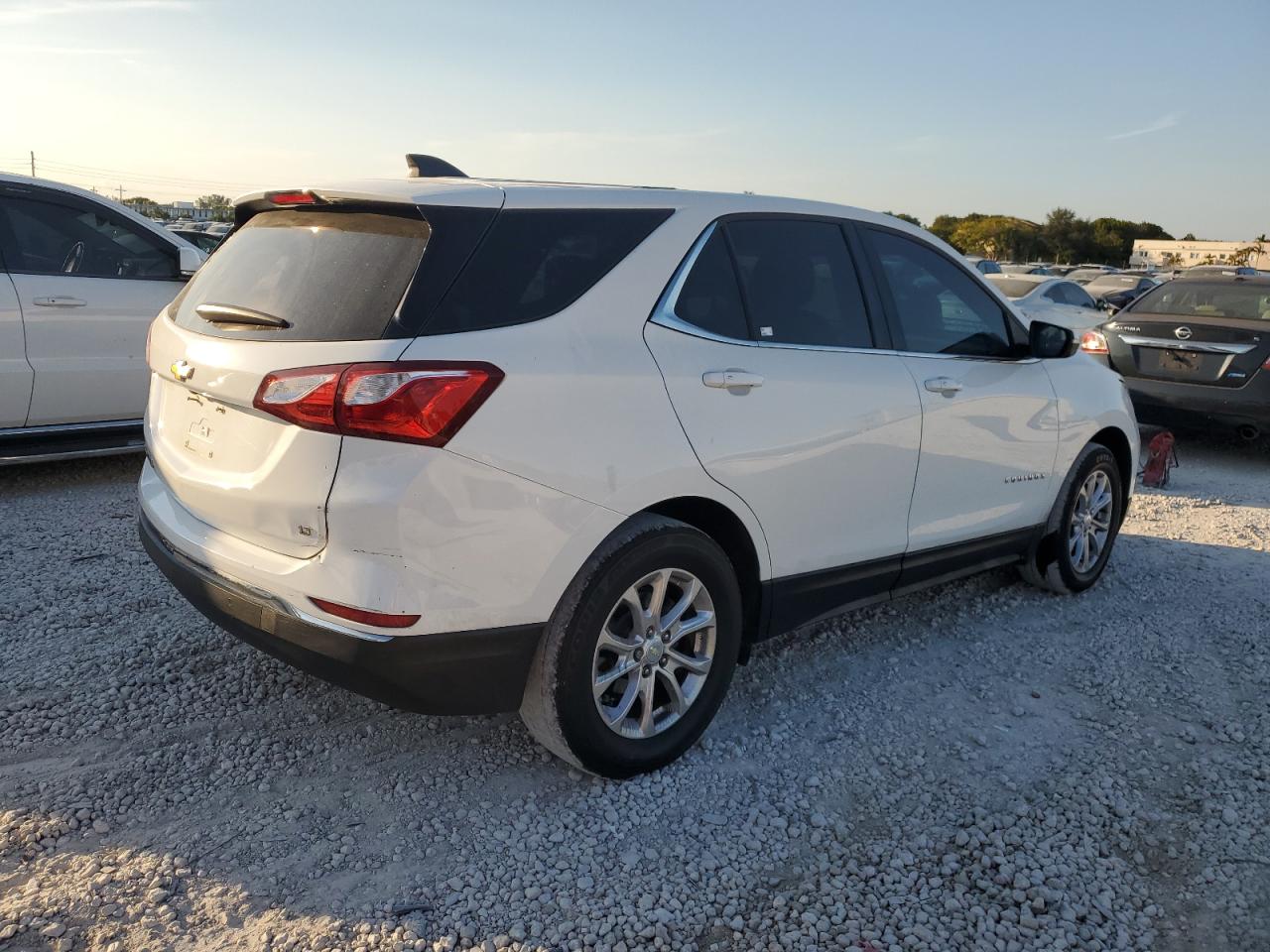 2018 Chevrolet Equinox - Image 3
