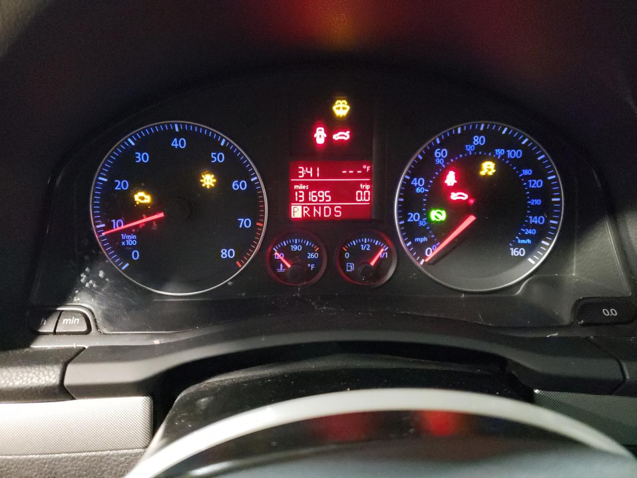 2009 Volkswagen Jetta - Image 9