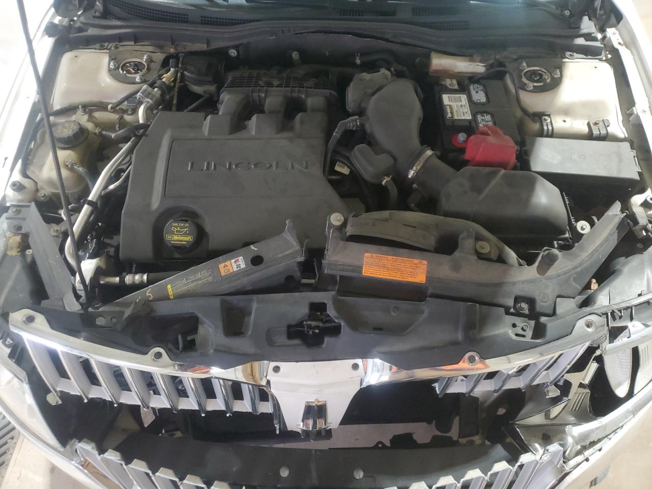 2010 Lincoln MKZ - Image 11