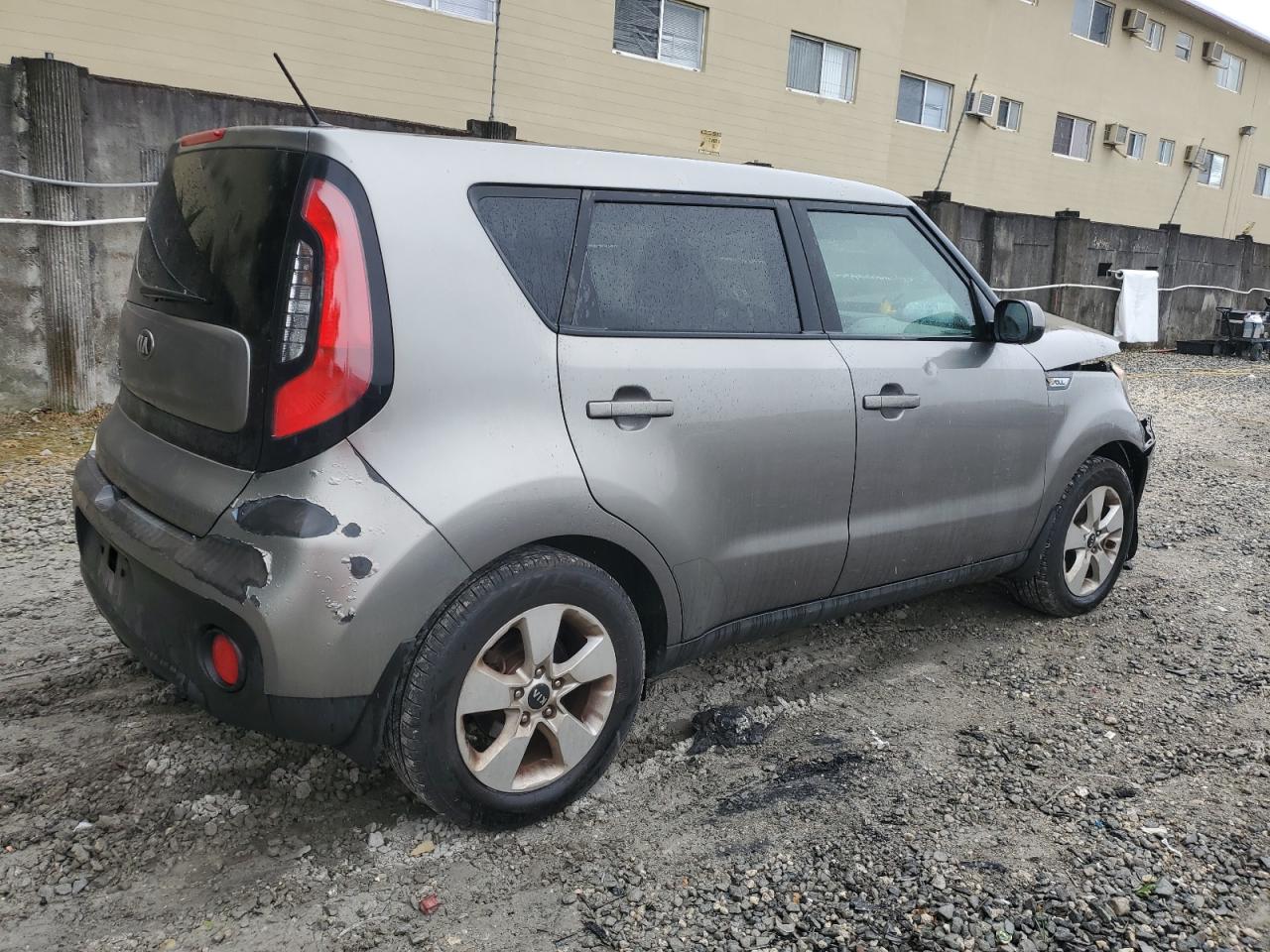 2017 Kia Soul - Image 3