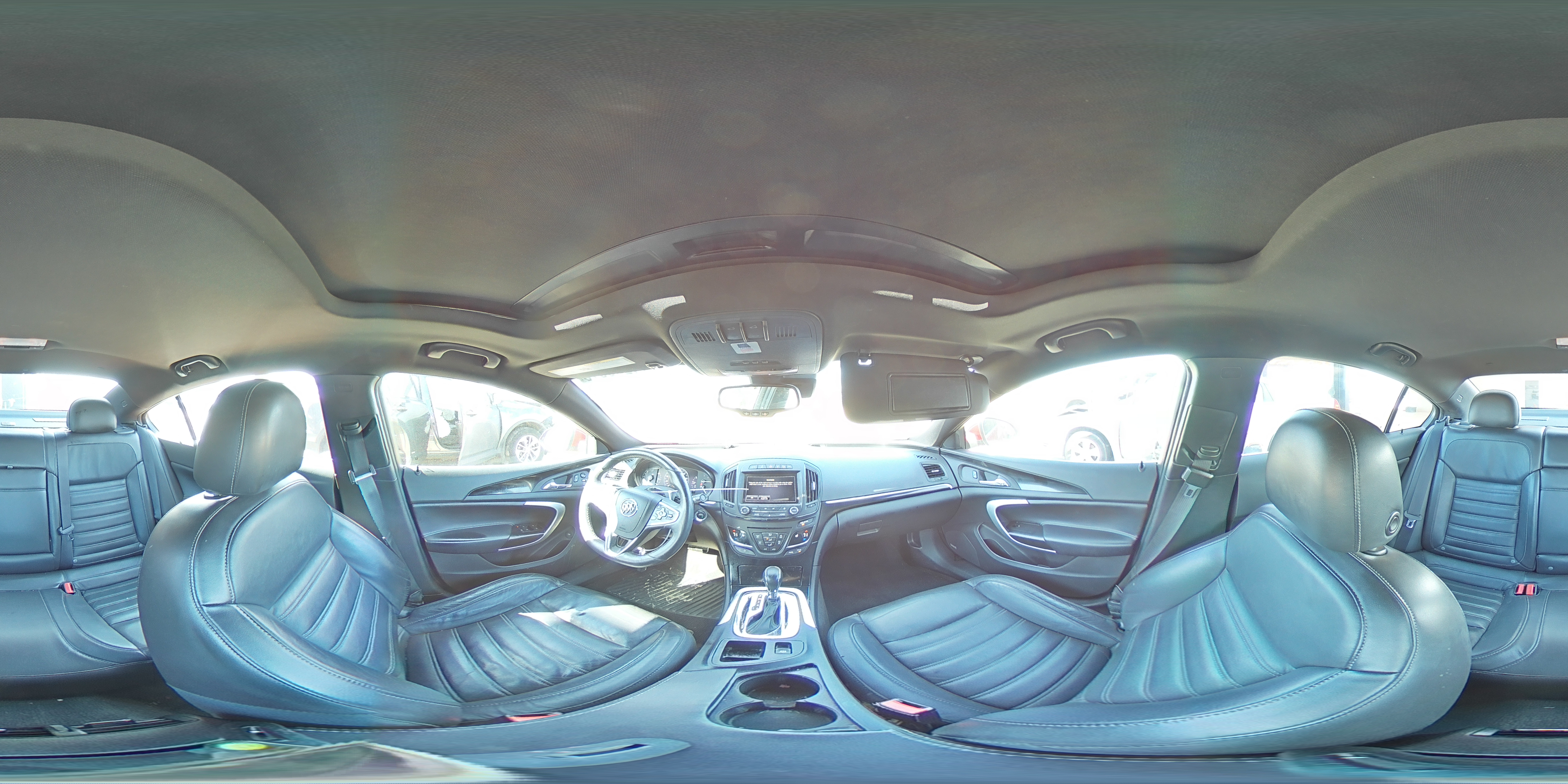 2015 Buick Regal - Image 13