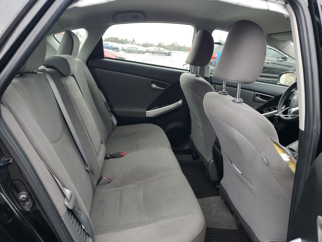 2015 Toyota Prius - Image 10