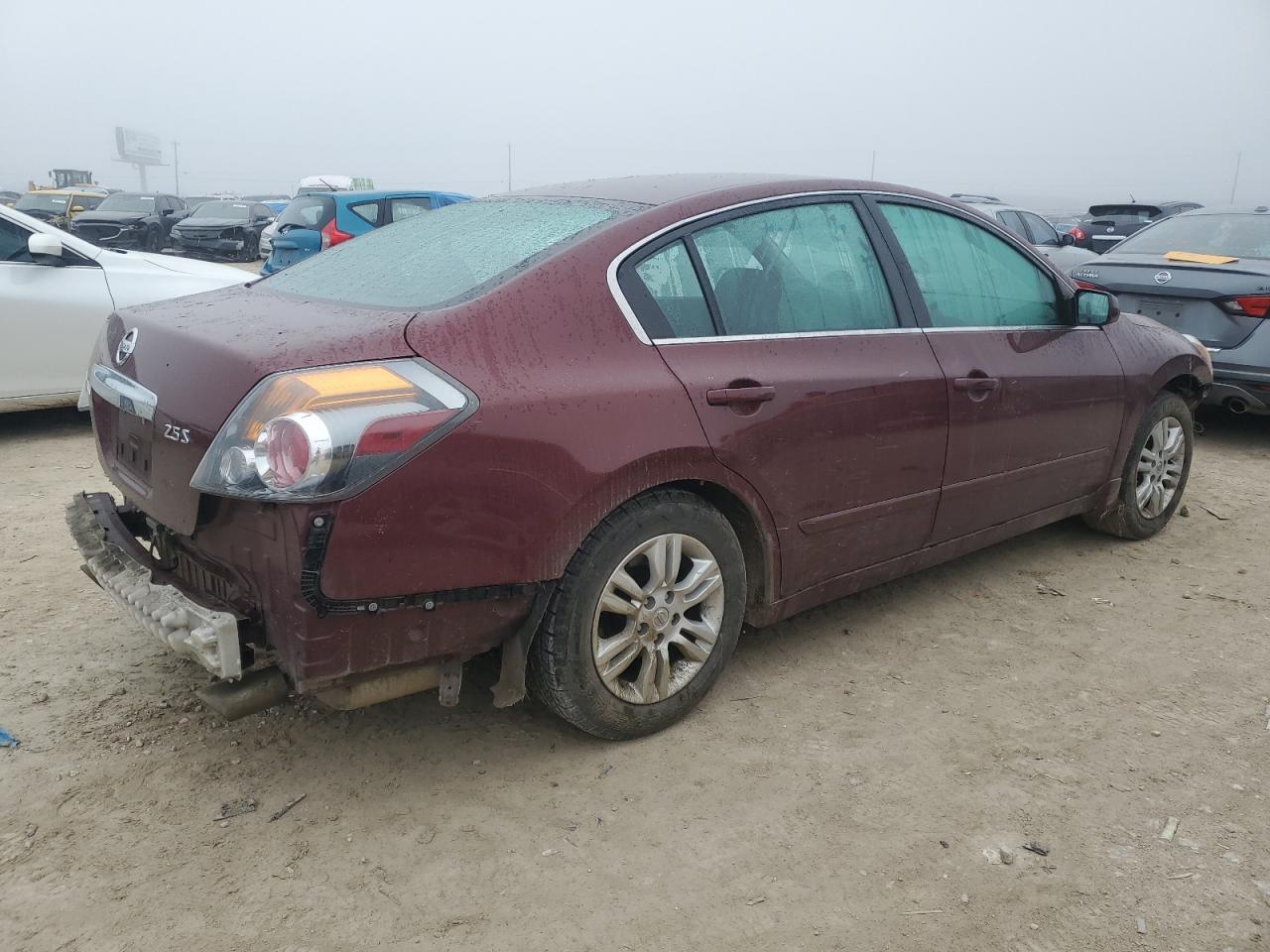 2012 Nissan Altima - Image 3