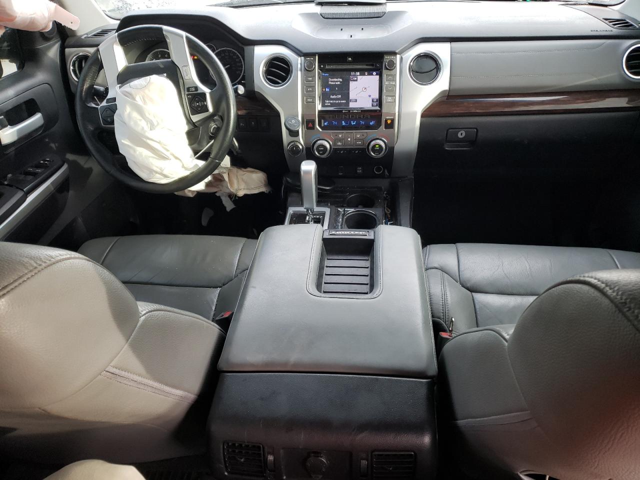 2015 Toyota Tundra - Image 8