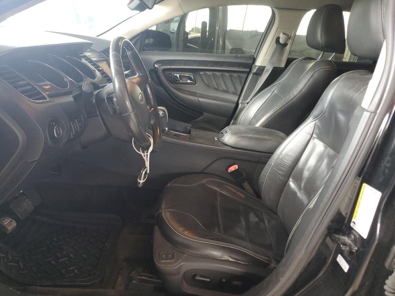 2012 Ford Taurus - Image 7