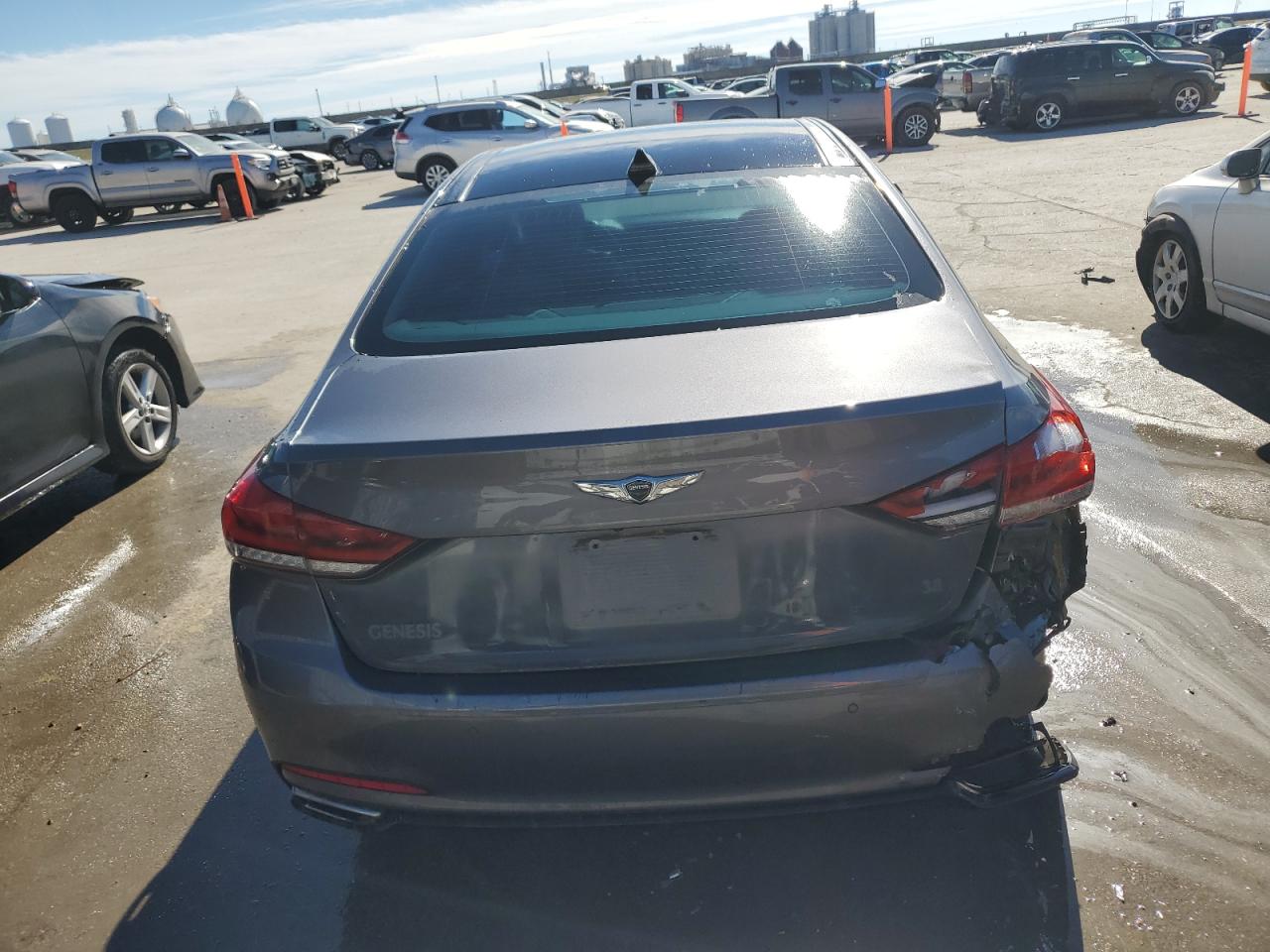 2015 Hyundai Genesis - Image 6