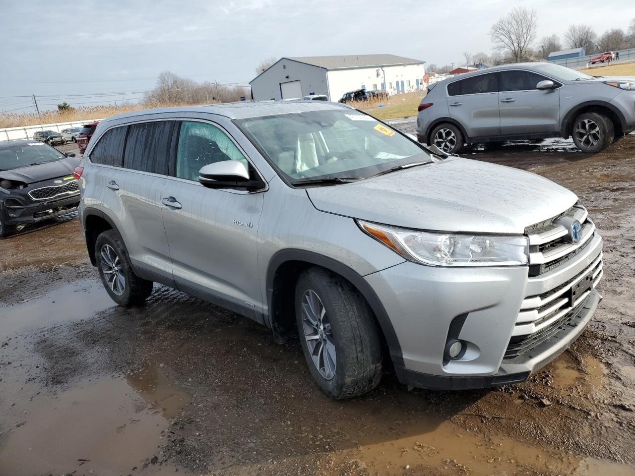 2019 Toyota Highlander - Image 4