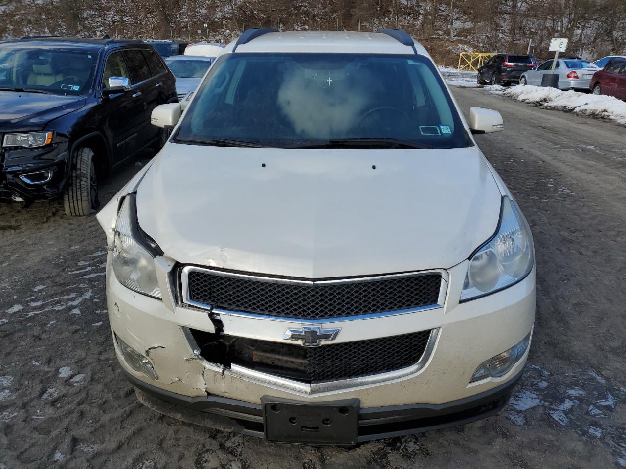 2012 Chevrolet Traverse - Image 5