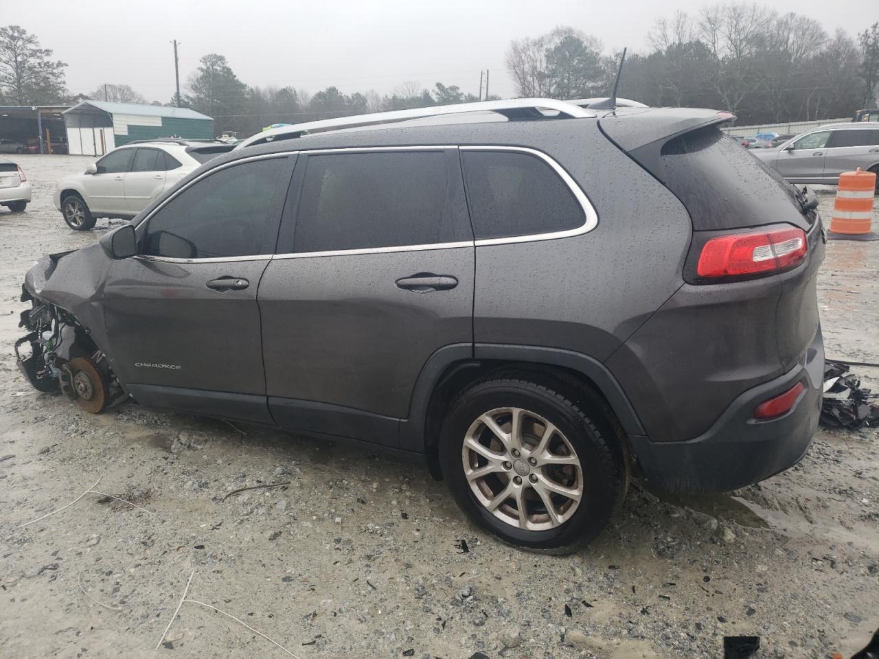 2016 Jeep Grand Cherokee - Image 2