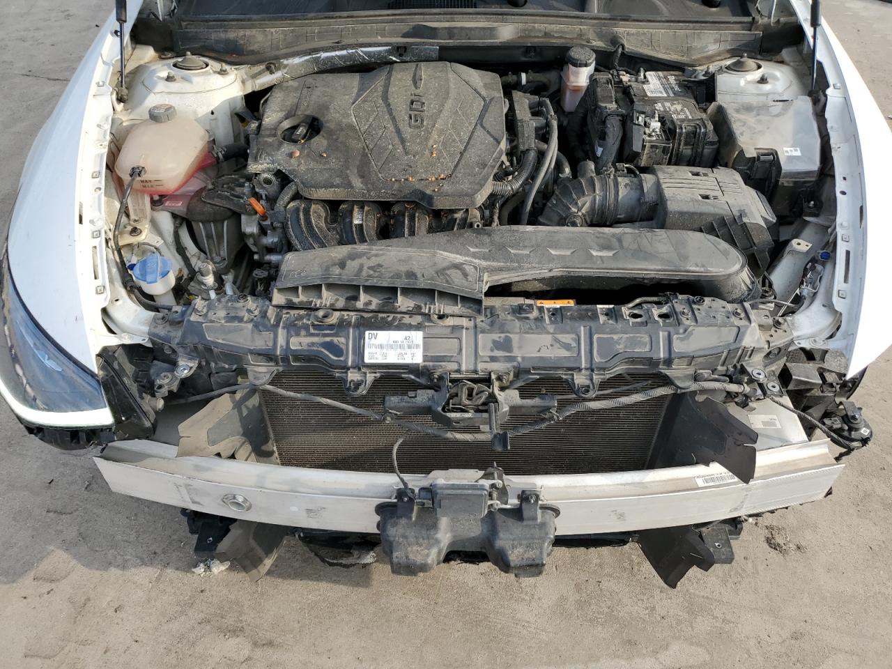 2022 Hyundai Sonata - Image 11