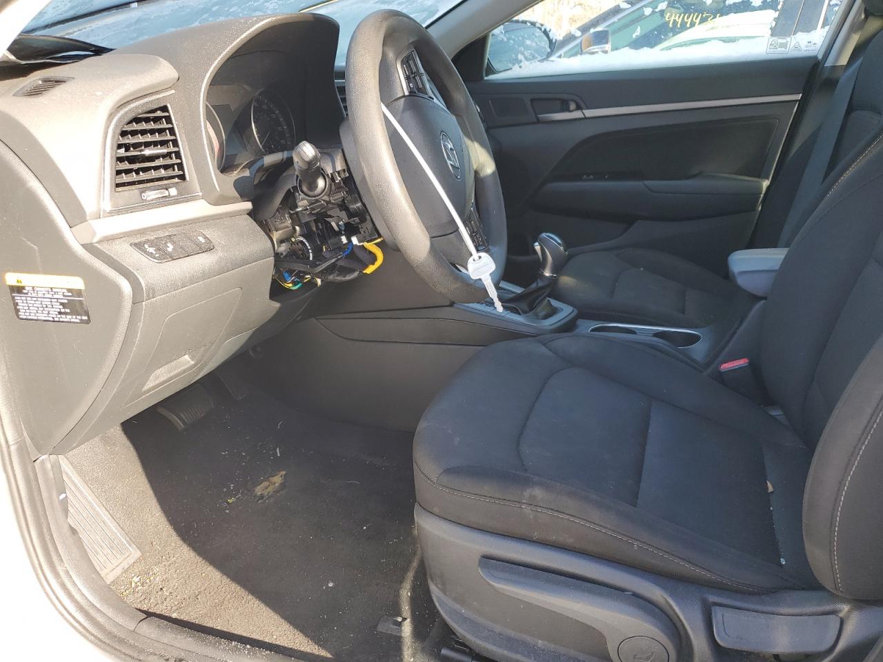 2018 Hyundai Elantra - Image 7