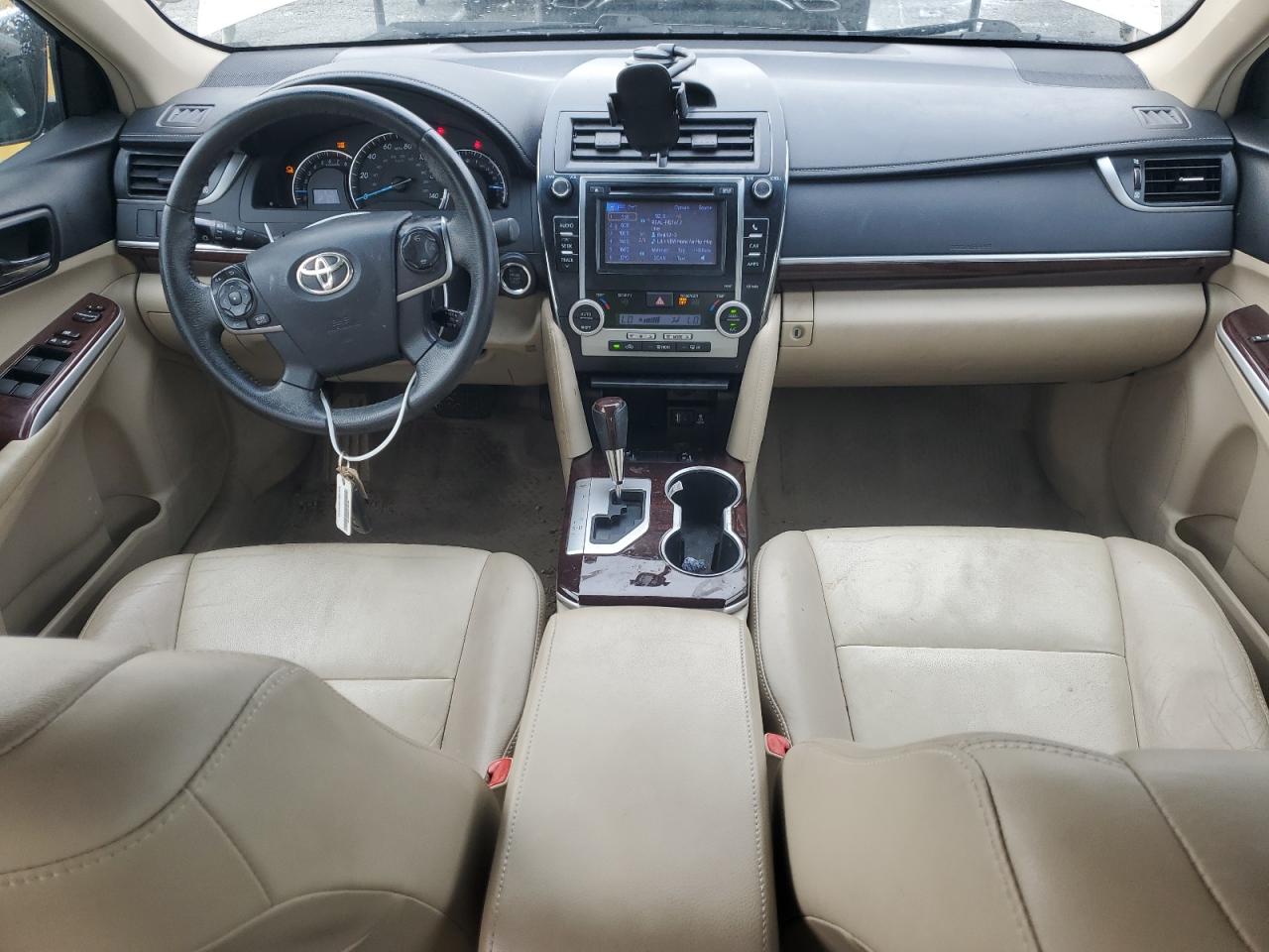 2012 Toyota Camry - Image 8