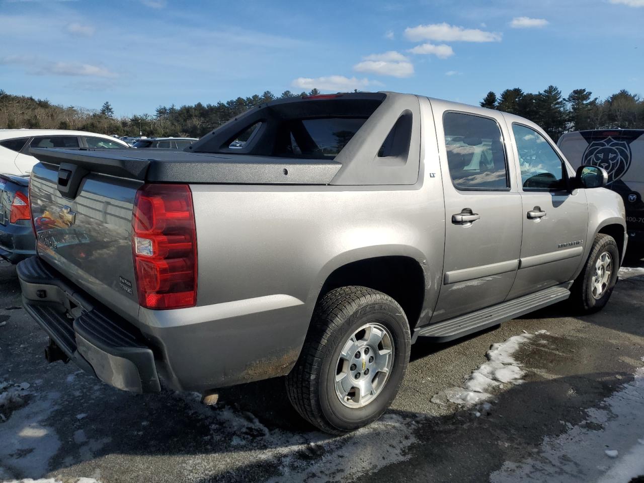 2007 Chevrolet Avalanche - Image 3