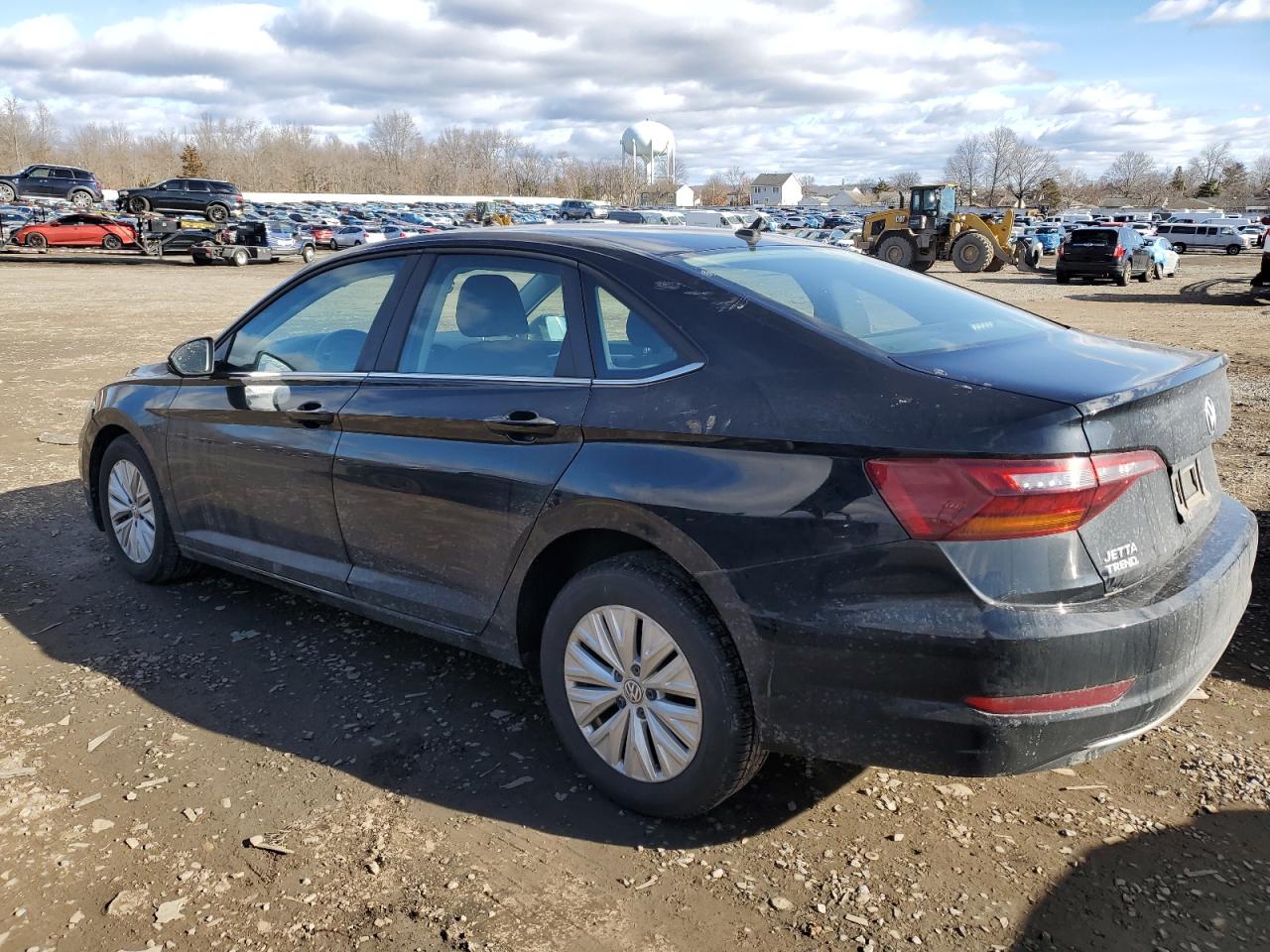 2019 Volkswagen Jetta - Image 2