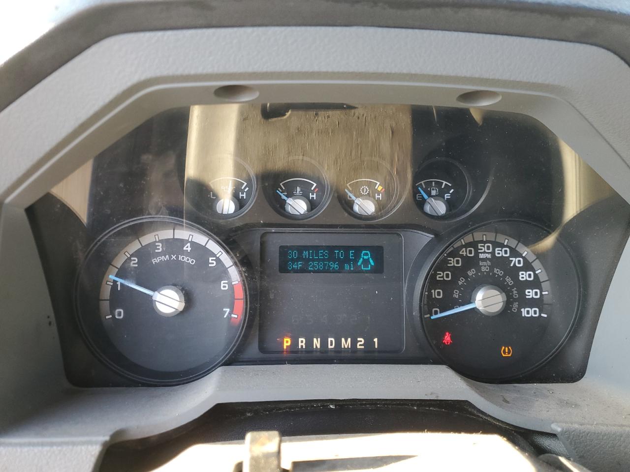 2015 Ford F250 - Image 9