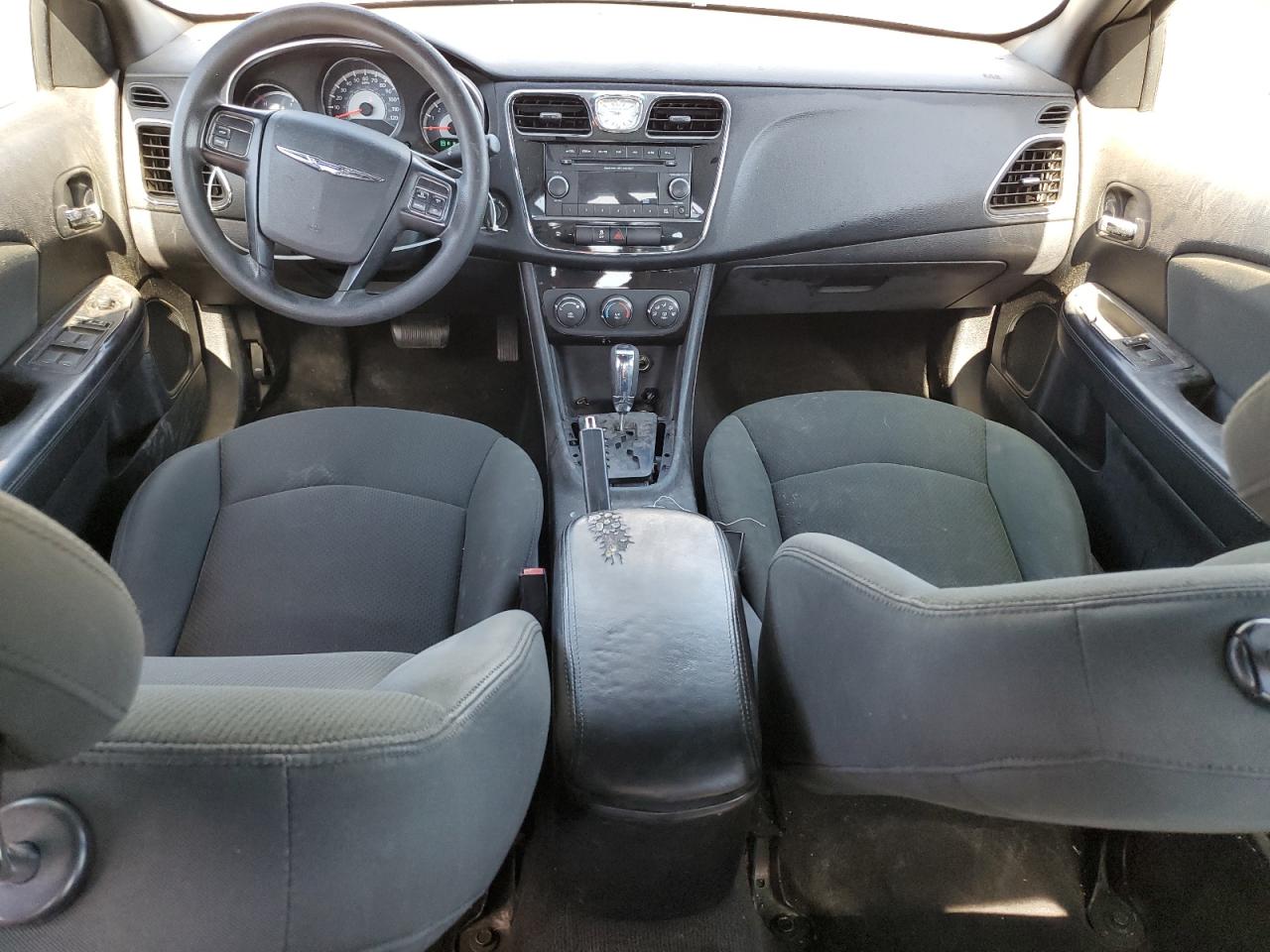 2012 Chrysler 200 - Image 8