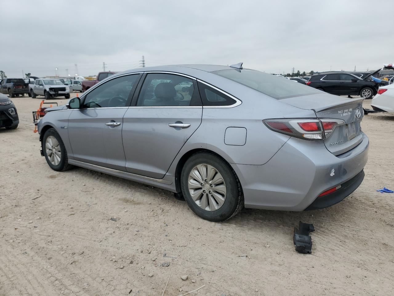 2016 Hyundai Sonata - Image 2