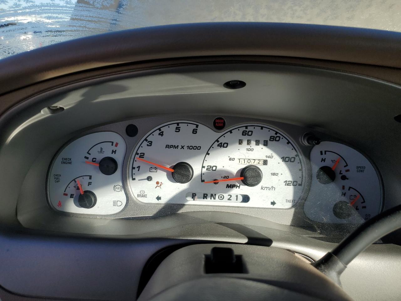 2001 Ford Explorer - Image 9