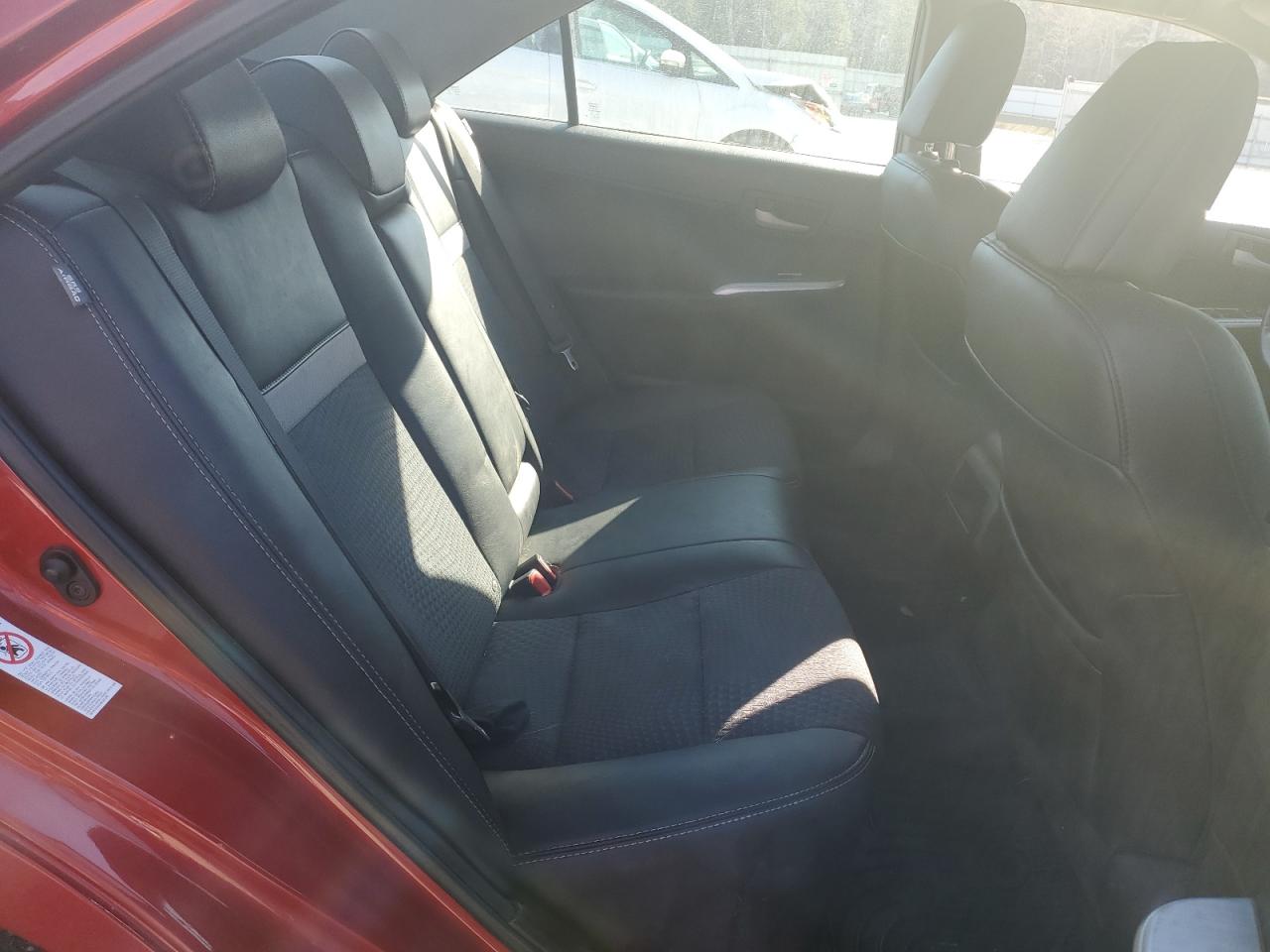 2014 Toyota Camry - Image 10