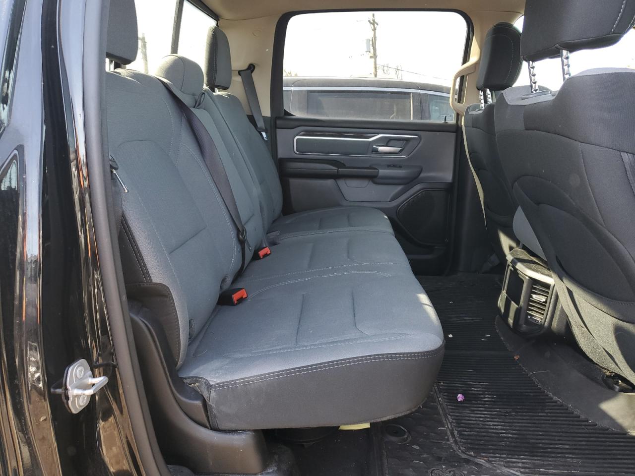 2020 RAM 1500 - Image 10