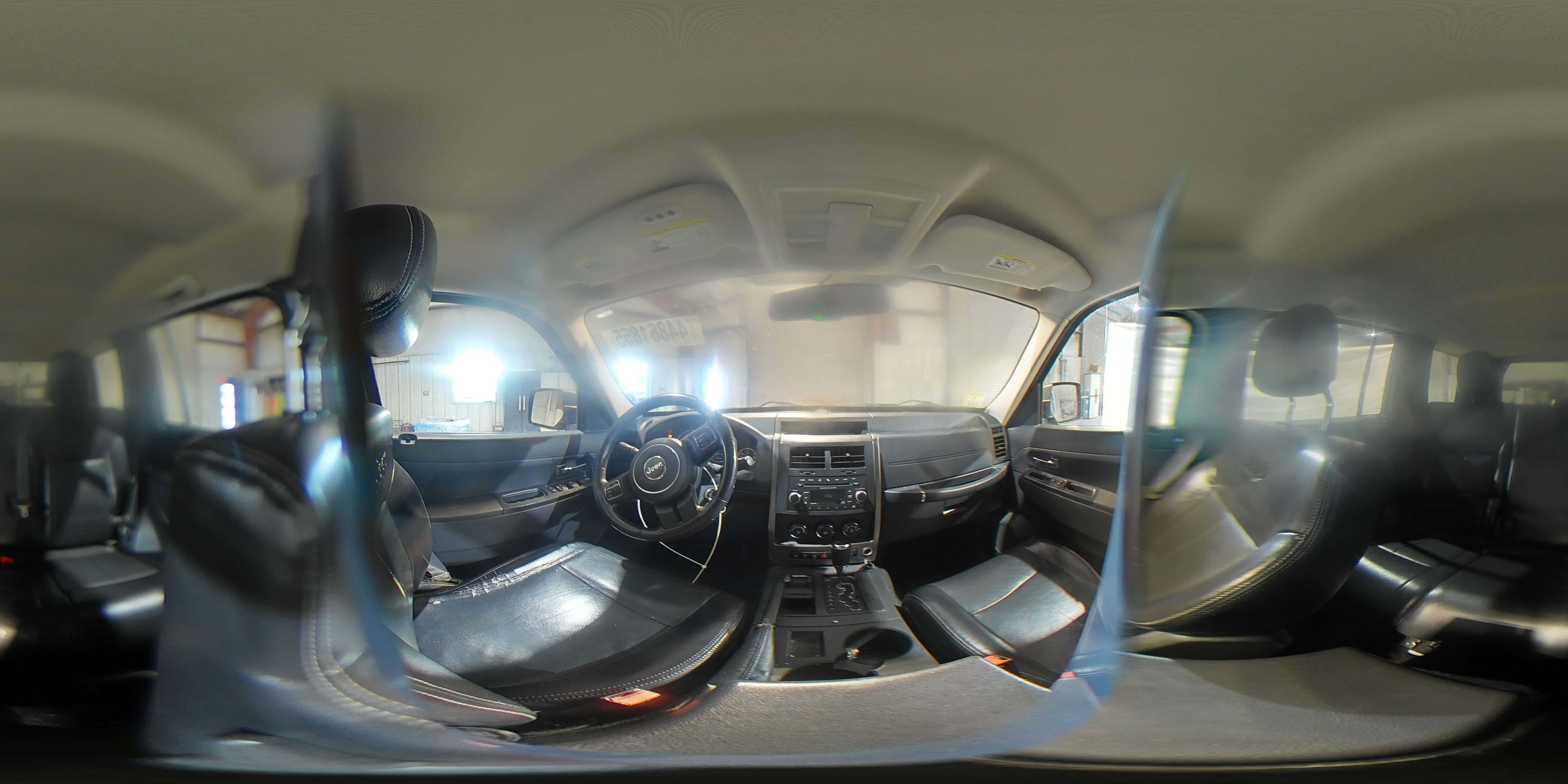 2012 Jeep Liberty (North America) - Image 14