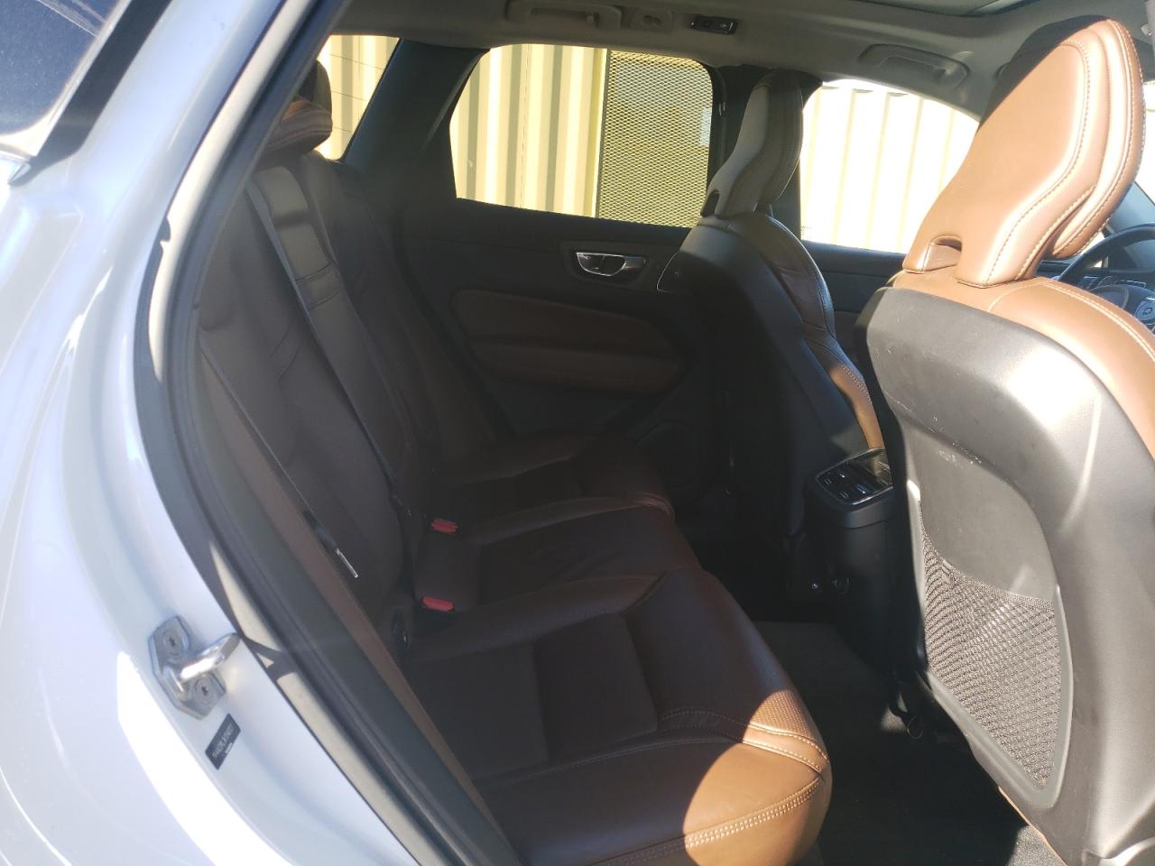 2019 Volvo XC60 - Image 11