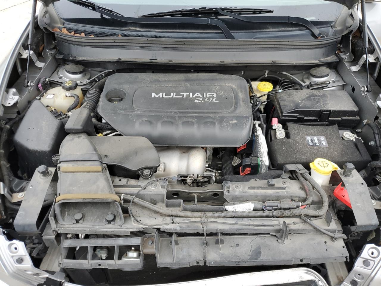 2015 Jeep Grand Cherokee - Image 13