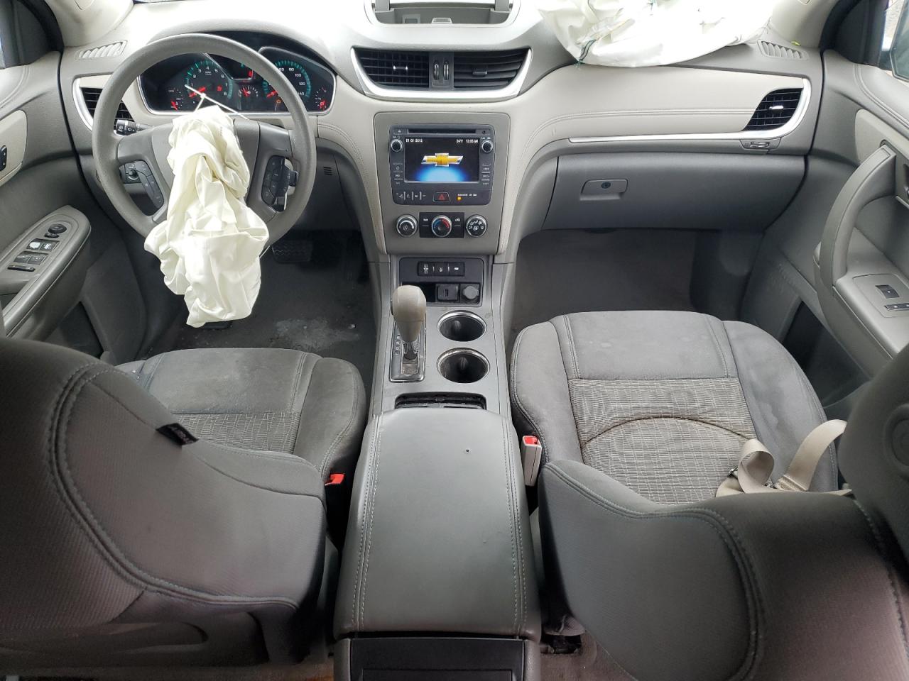 2015 Chevrolet Traverse - Image 8