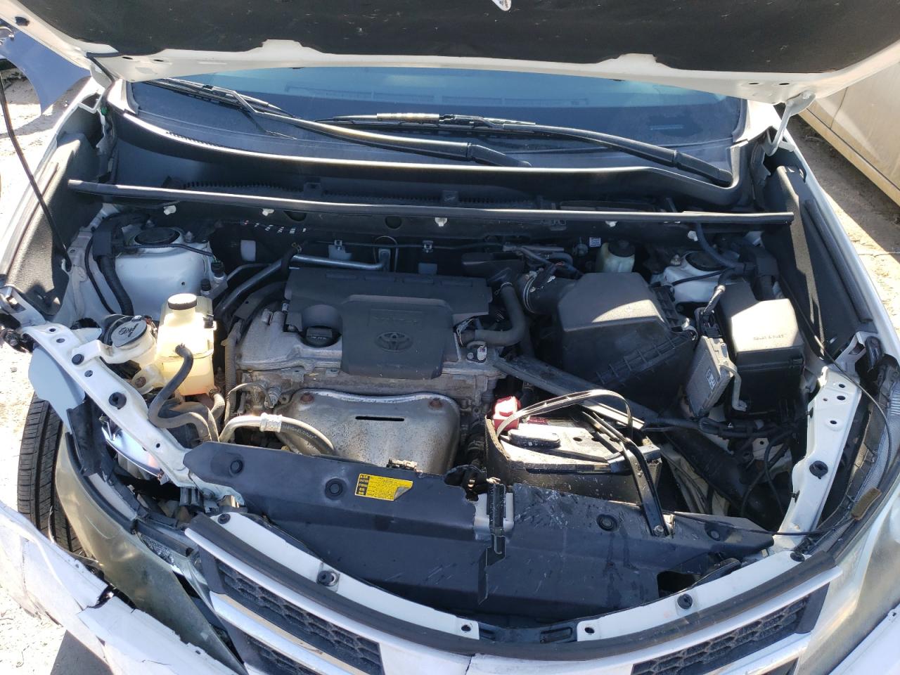 2014 Toyota RAV 4 - Image 13