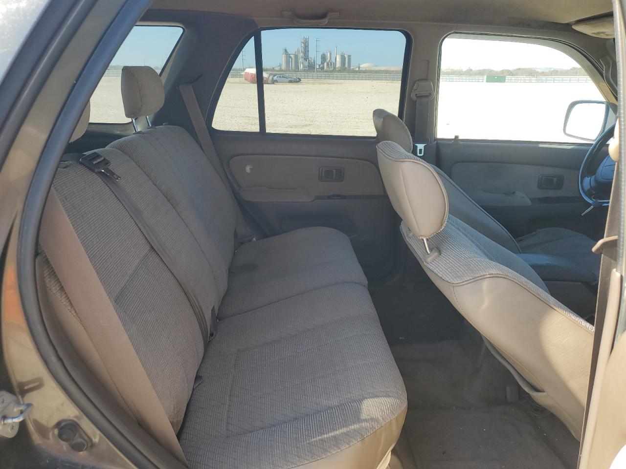 1997 Toyota 4Runner - Image 11