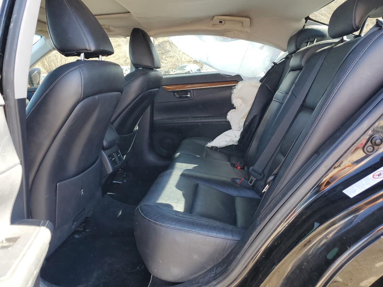 2013 Lexus ES - Image 10