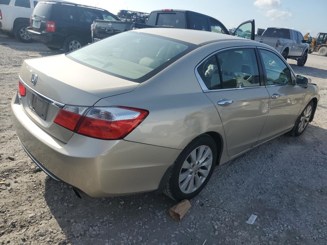 2015 Honda Accord - Image 3