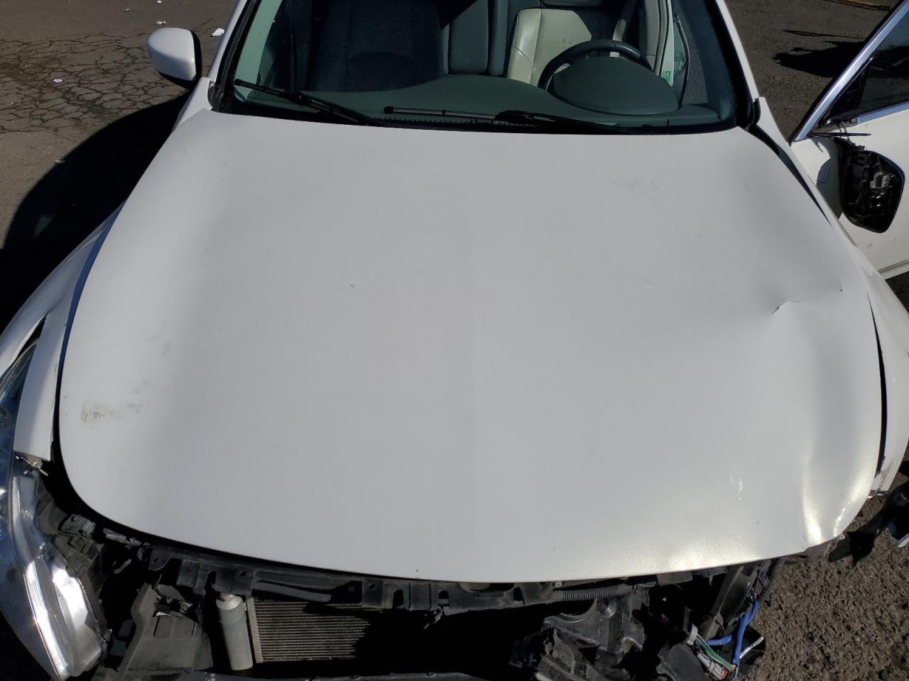 2011 Infiniti G - Image 12