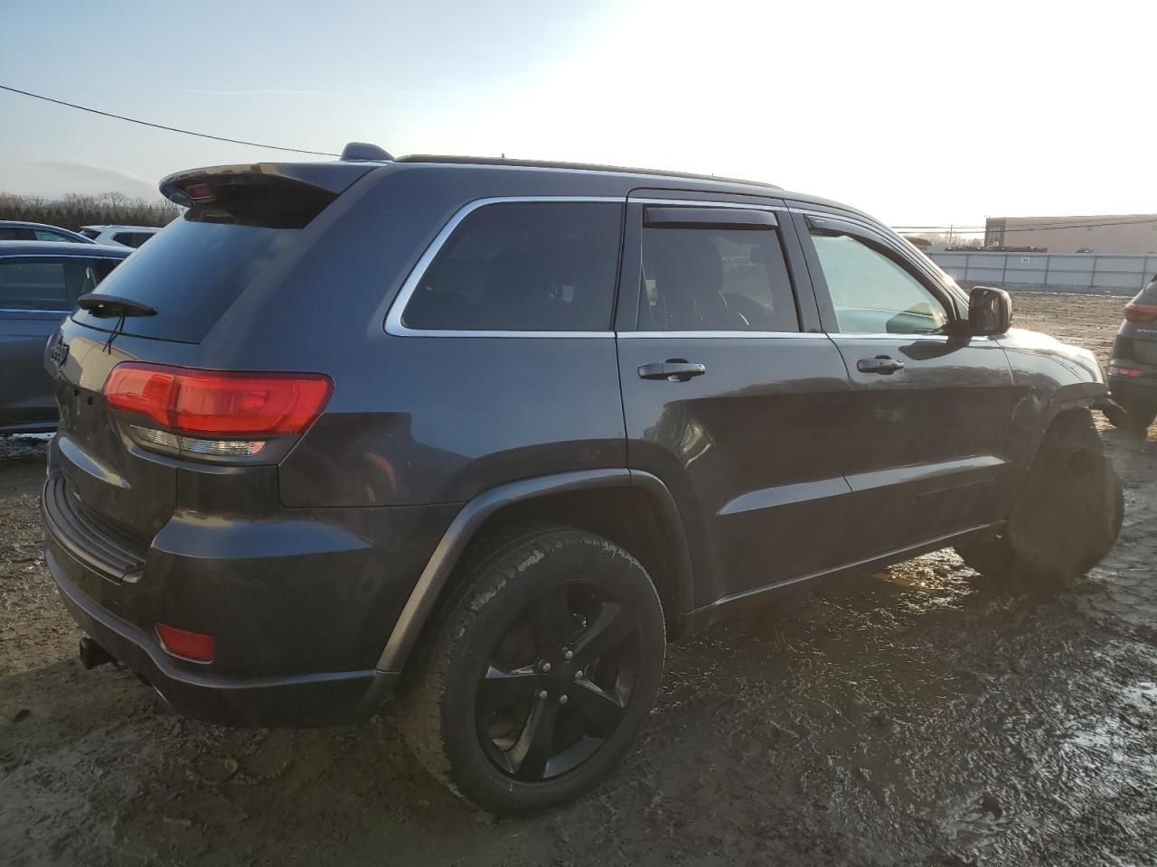 2014 Jeep Grand Cherokee - Image 3