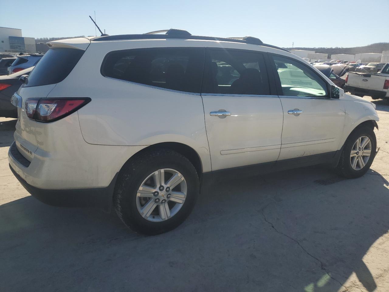 2014 Chevrolet Traverse - Image 3